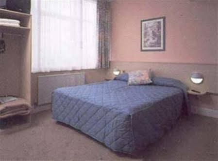 Premier Hammersmith 3* Londen