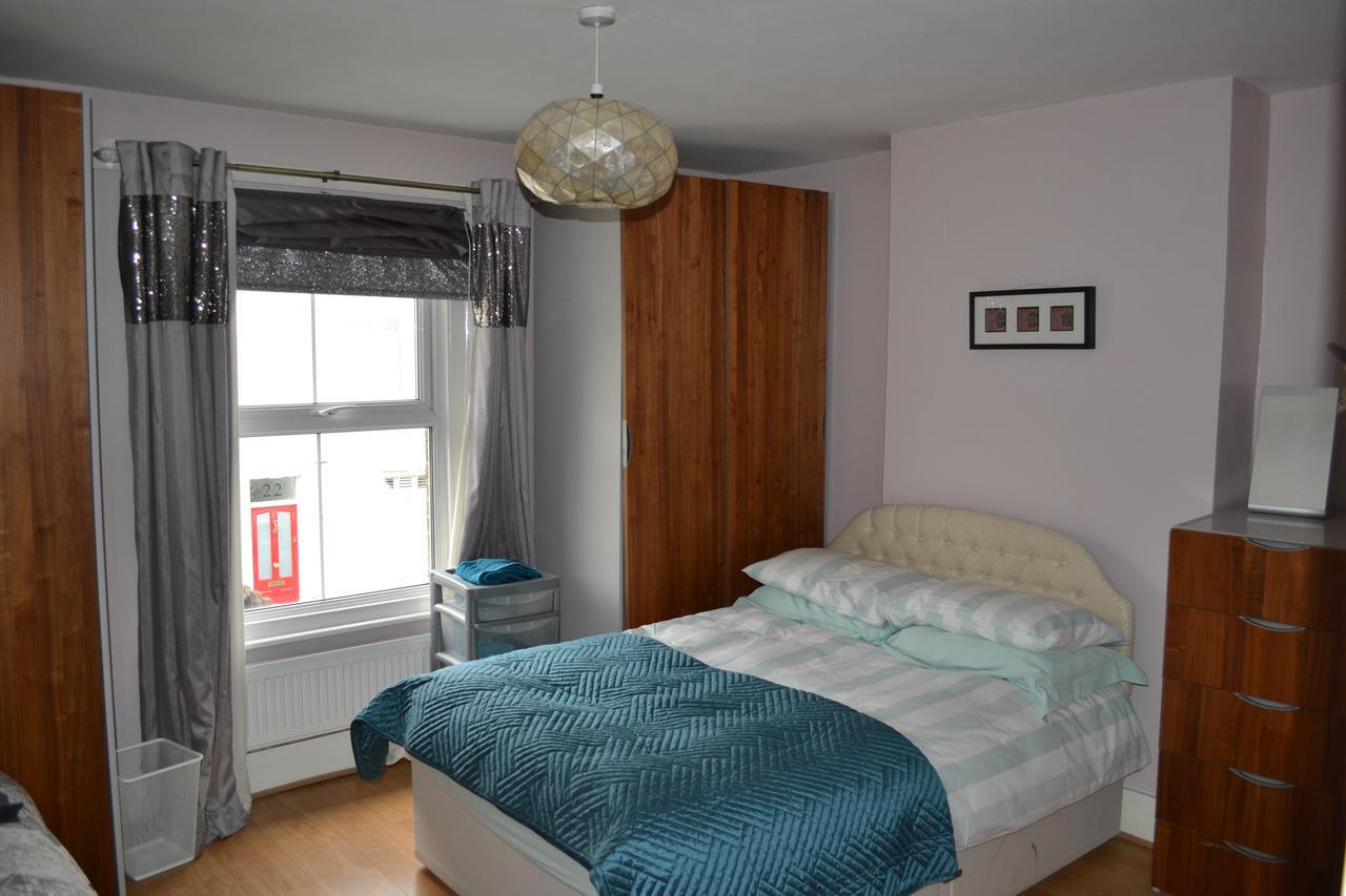 Hébergement de vacances 2 Bedroom House -ealing Londres