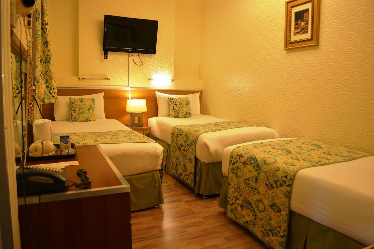 Falcon Hotel