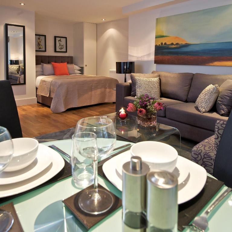 Fraser Apartahotel 4*