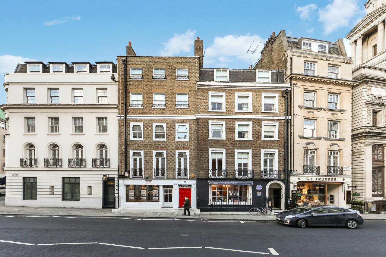 10 Curzon Street By Mansley * Londres