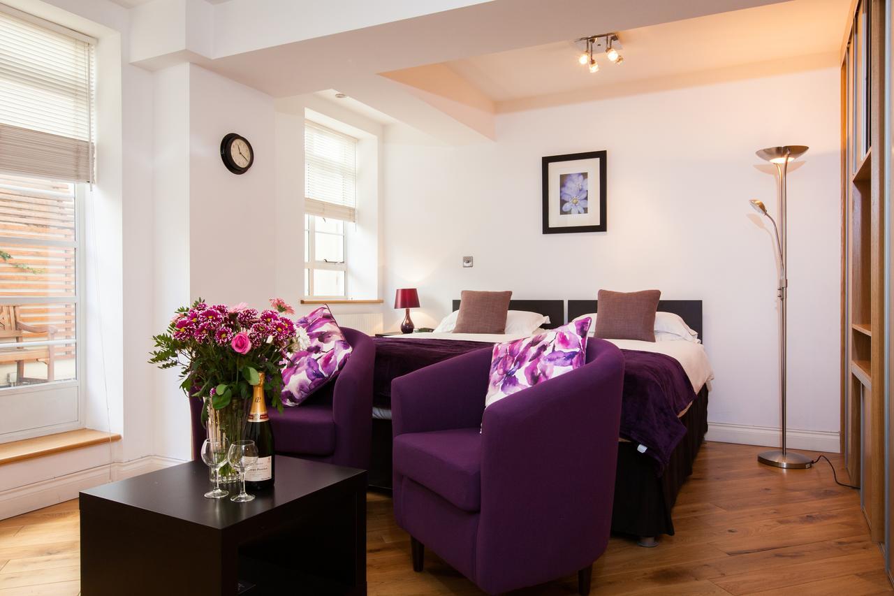 The Pods At Nell Gwynn Londres