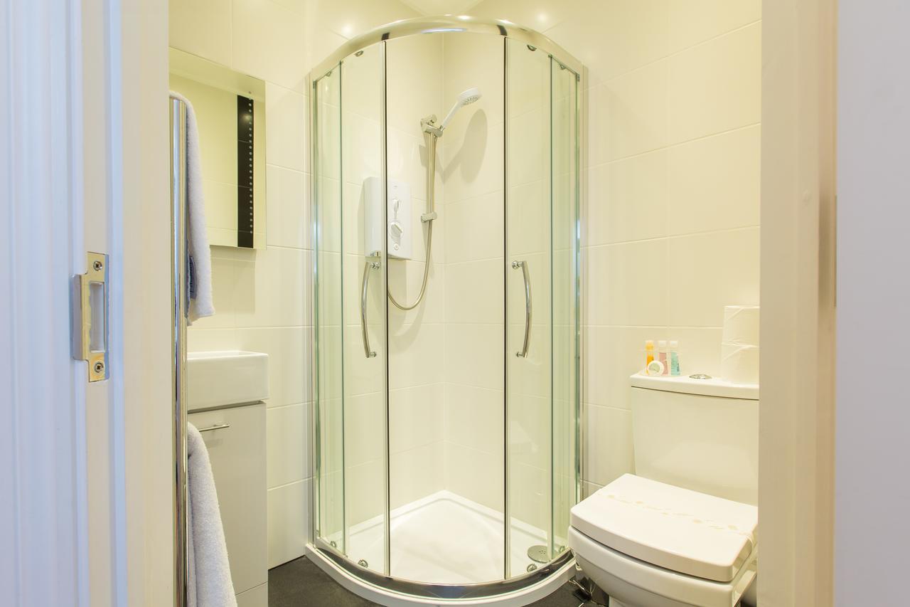 The Pods At Nell Gwynn Apartahotel 4*