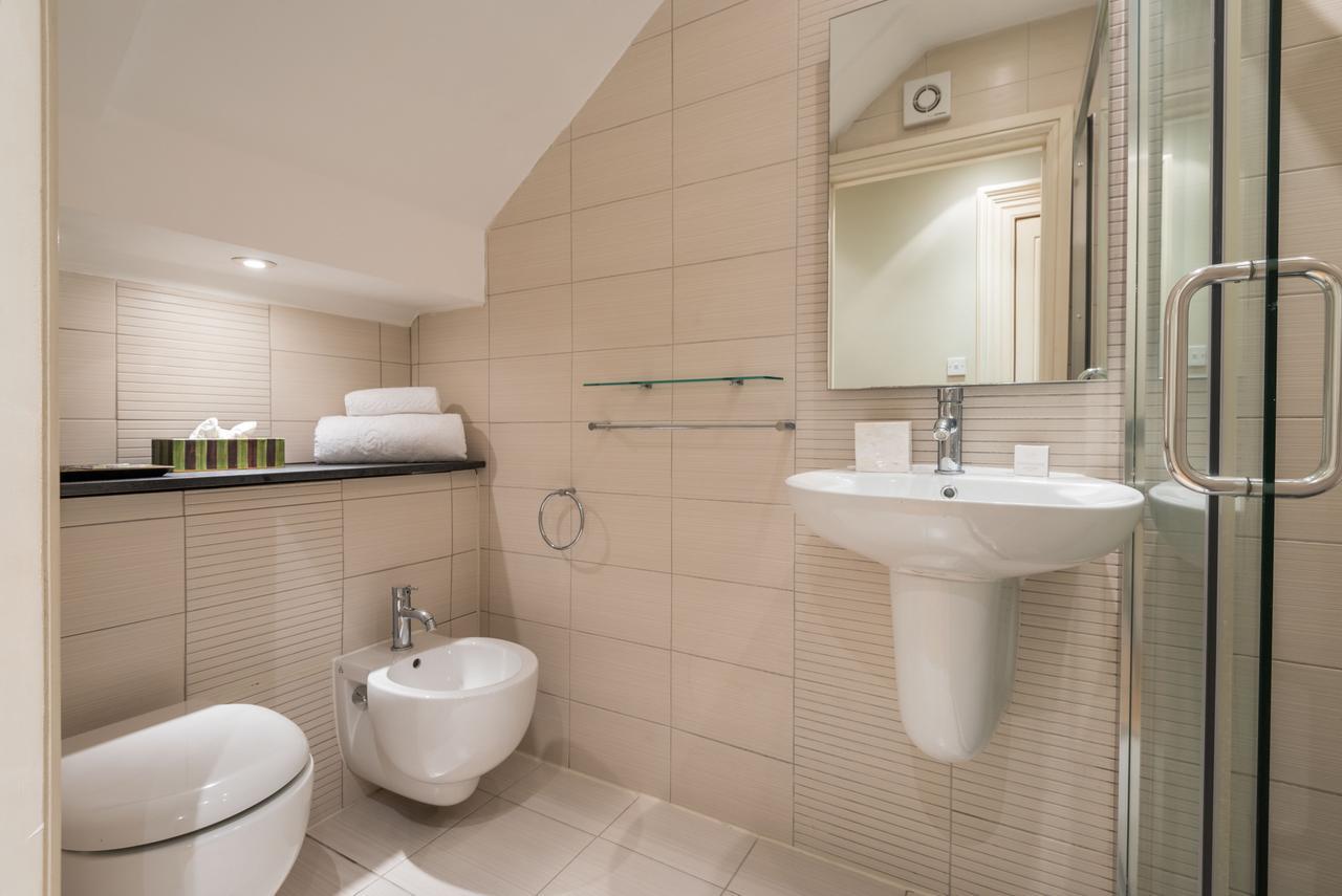 Lovely Chelsea Near The Thames By Underthedoormat Apartamento Londres