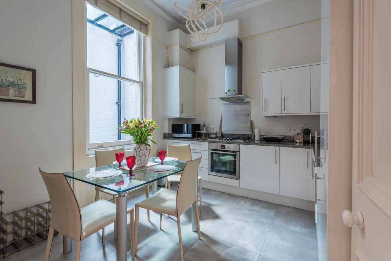Lovely Chelsea Near The Thames By Underthedoormat Apartamento *