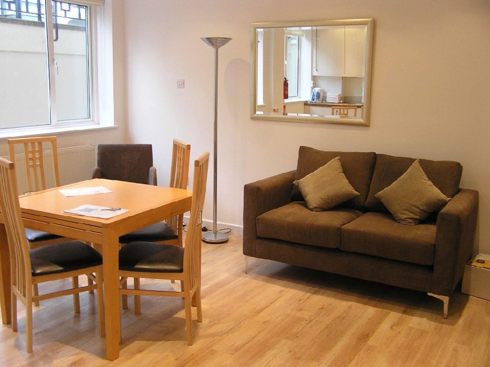 Access Euston Appartement *