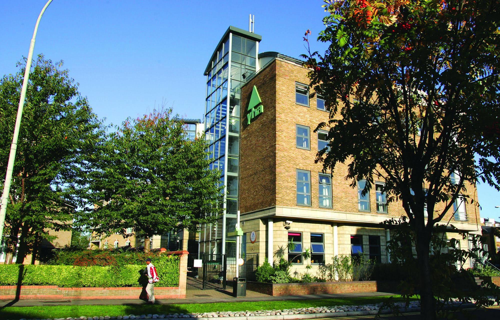 Yha Thameside London
