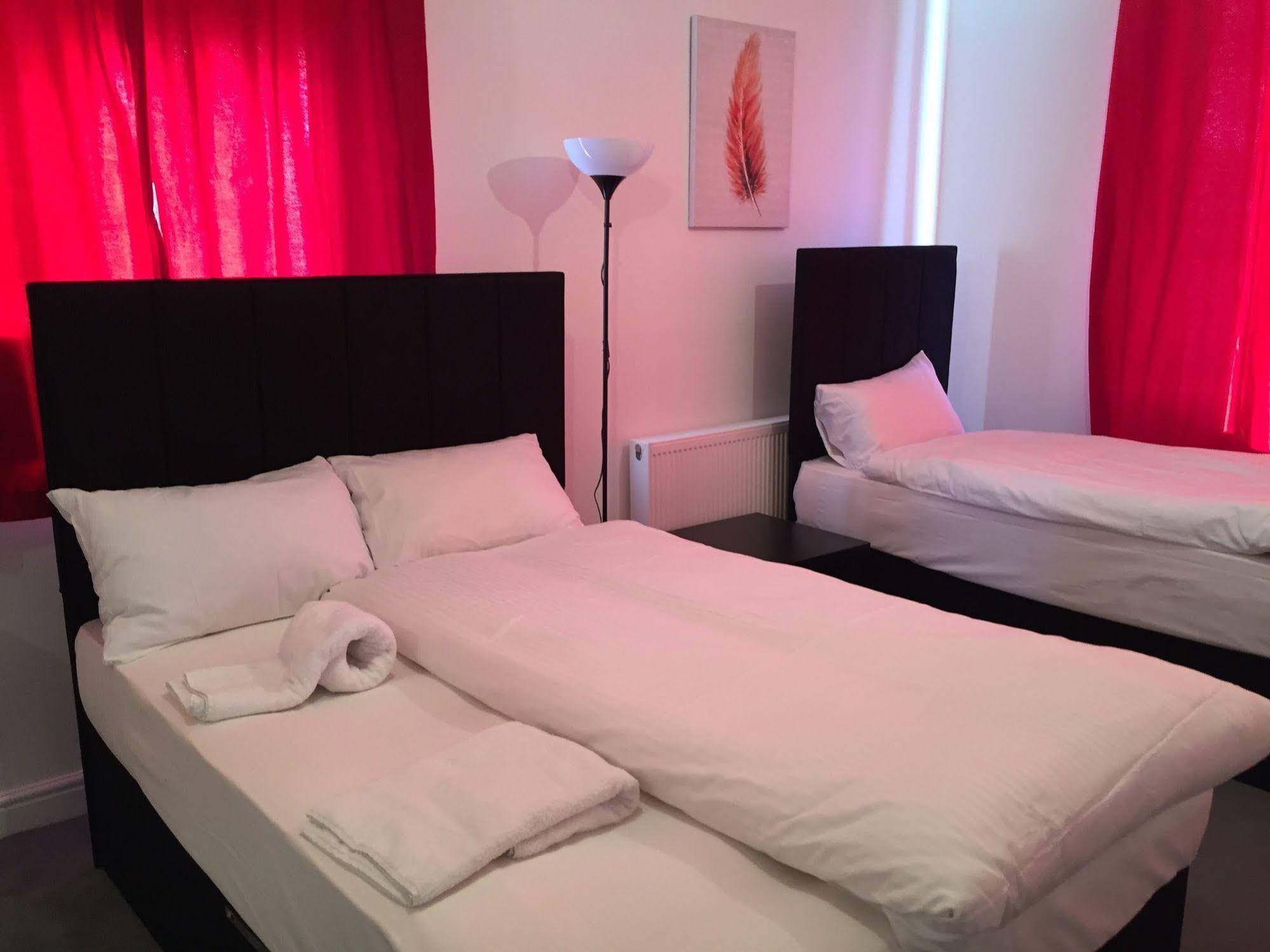 Canary Heights Aparthotel London