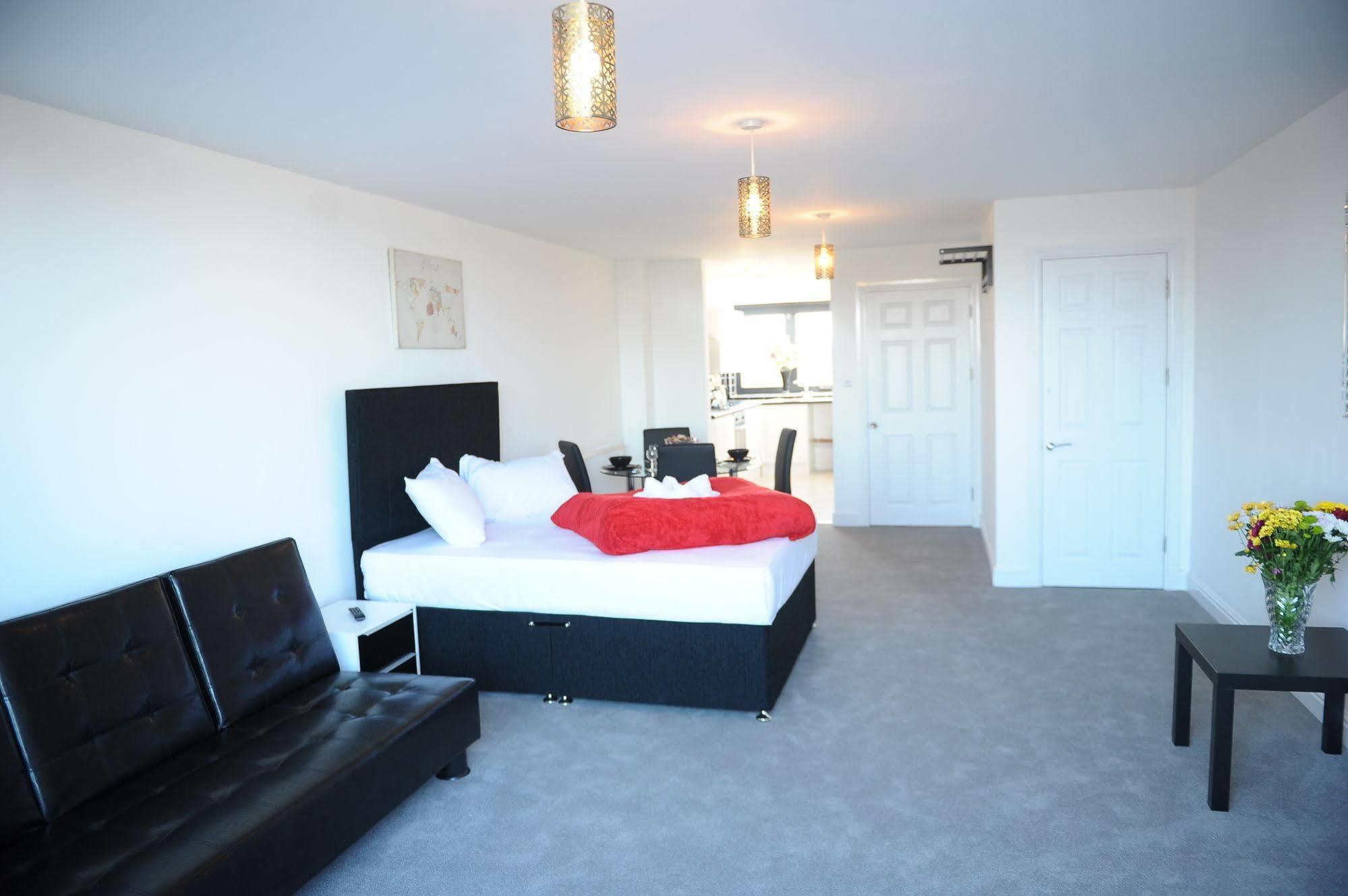 Canary Heights 3* London
