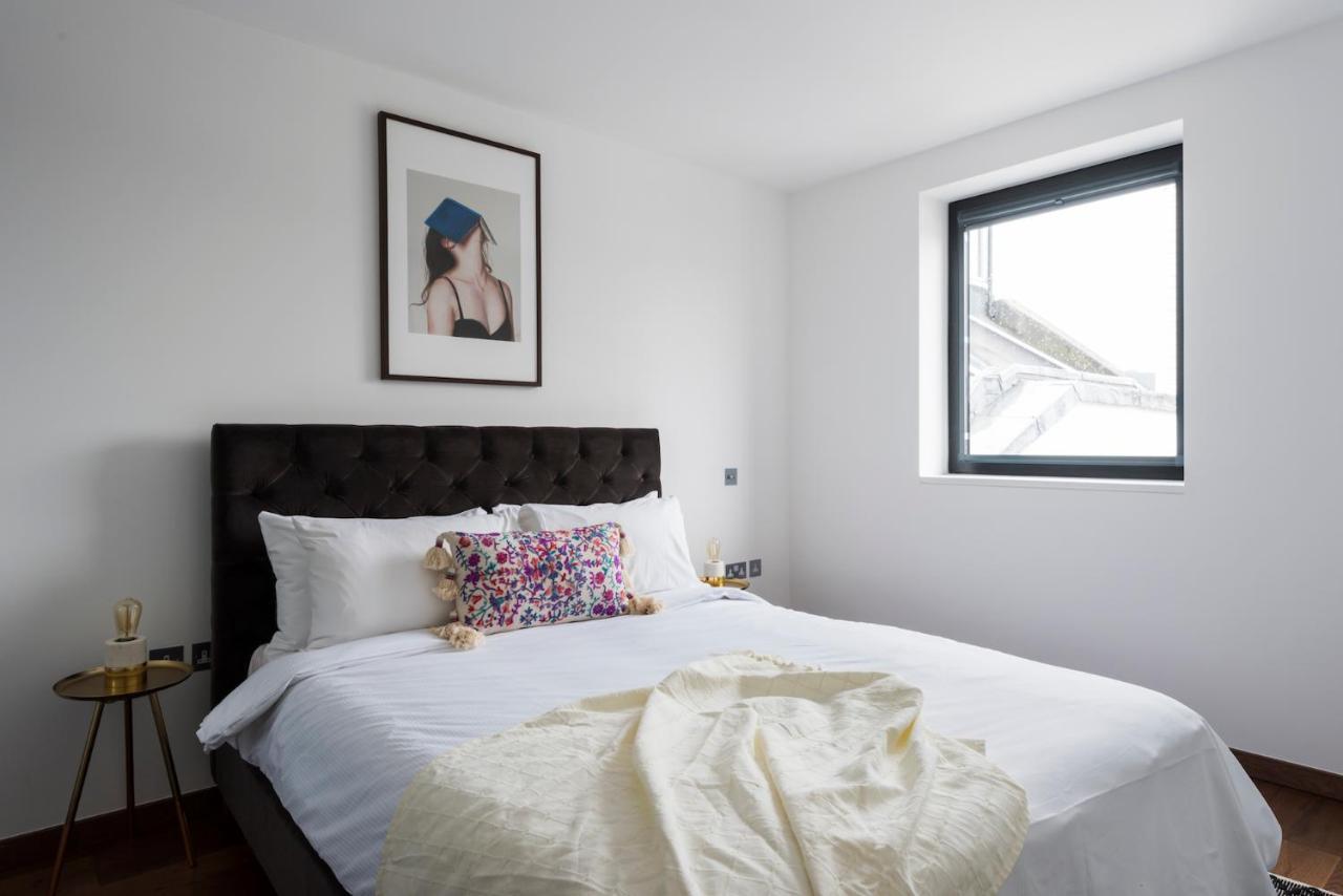 Sonder - Drum Court Londen
