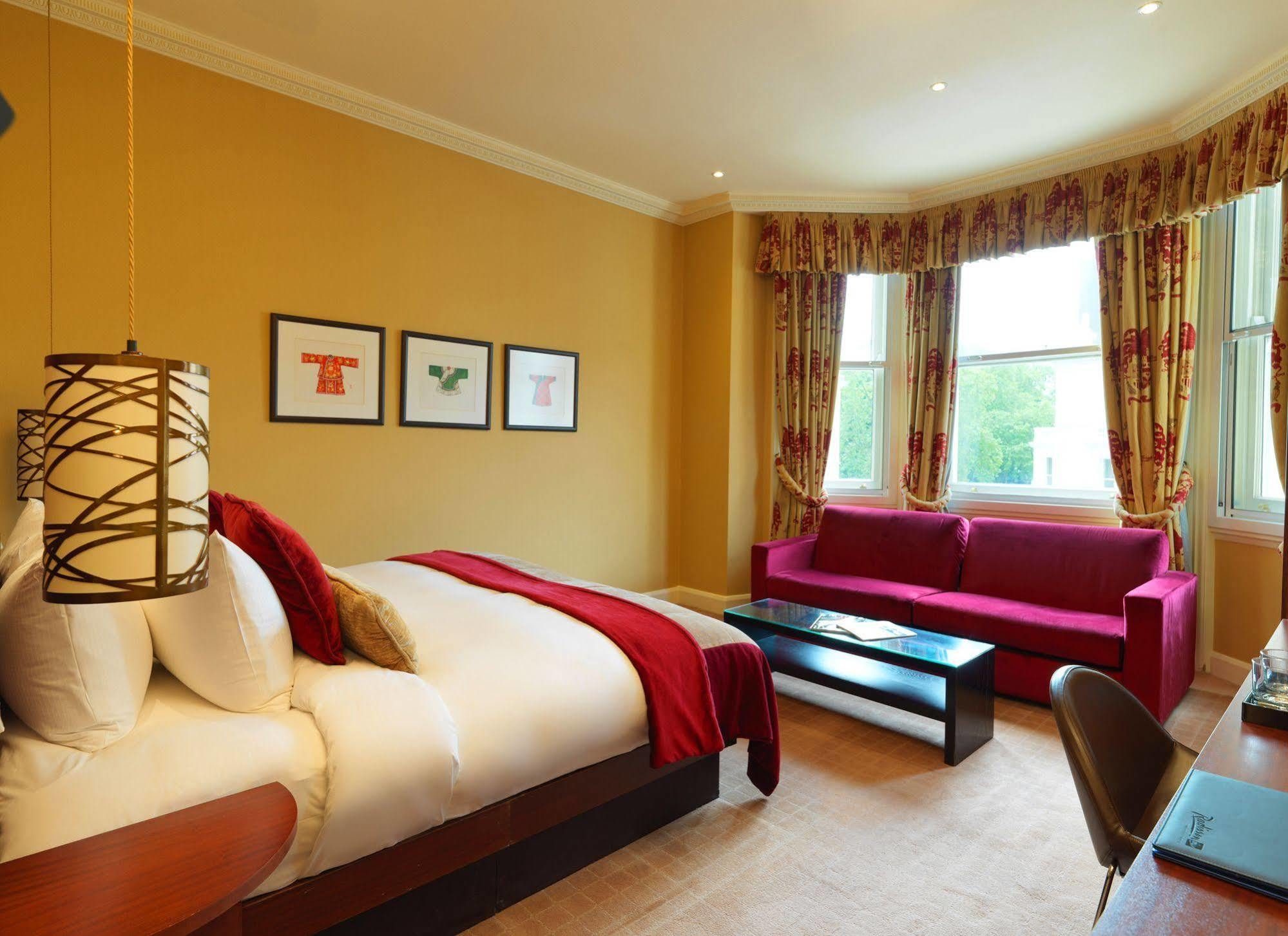 Radisson Blu Hotel, South Kensington - Formerly Vanderbilt Hotel Londres