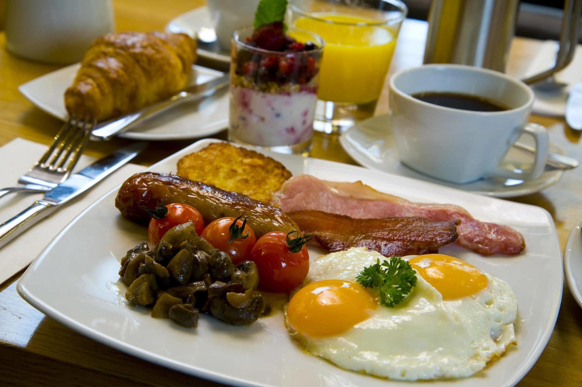 The Rathbone Hotel, Fitzrovia 4* Londres