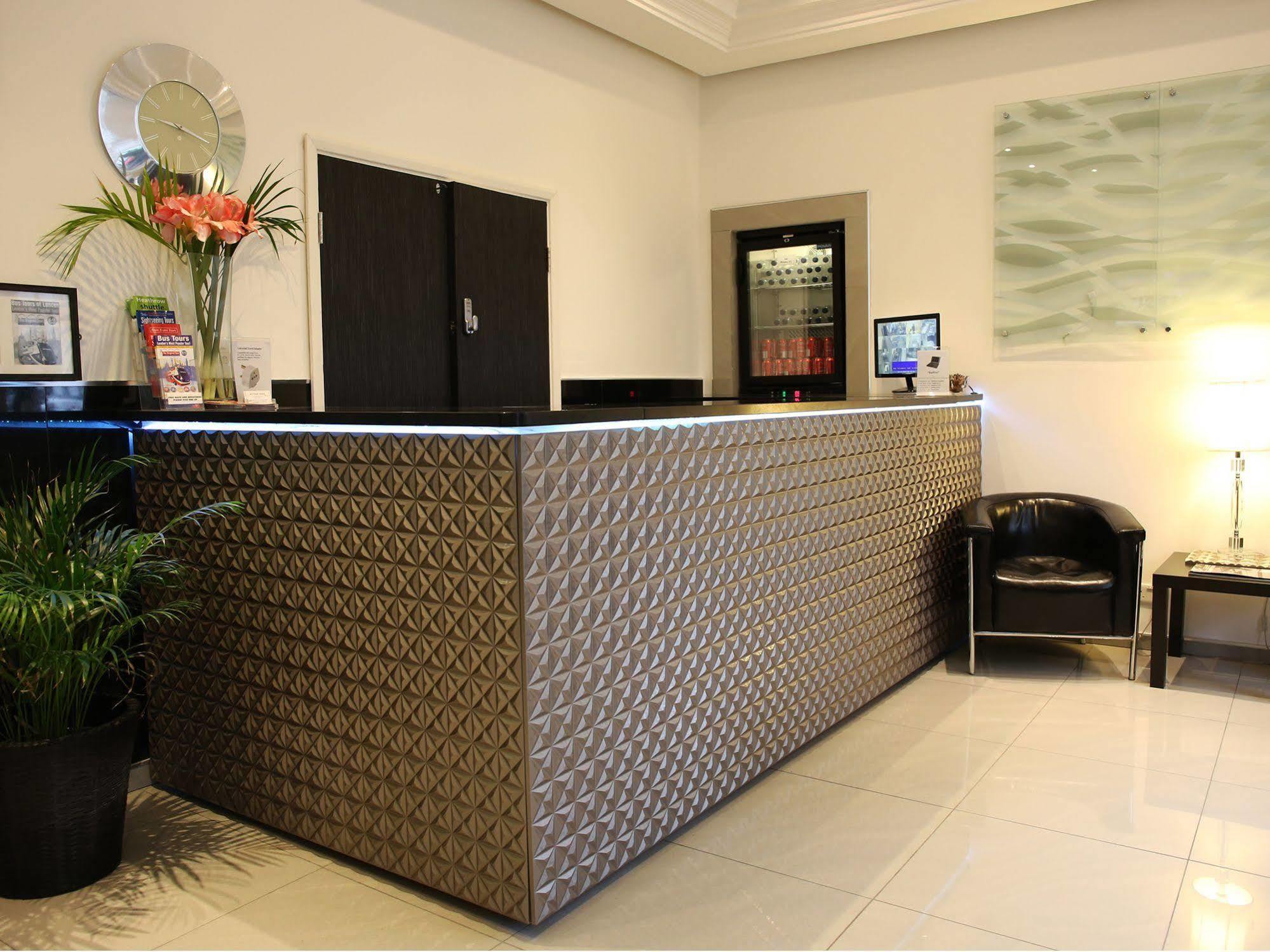 Huttons Hotel, Victoria 3* Londres