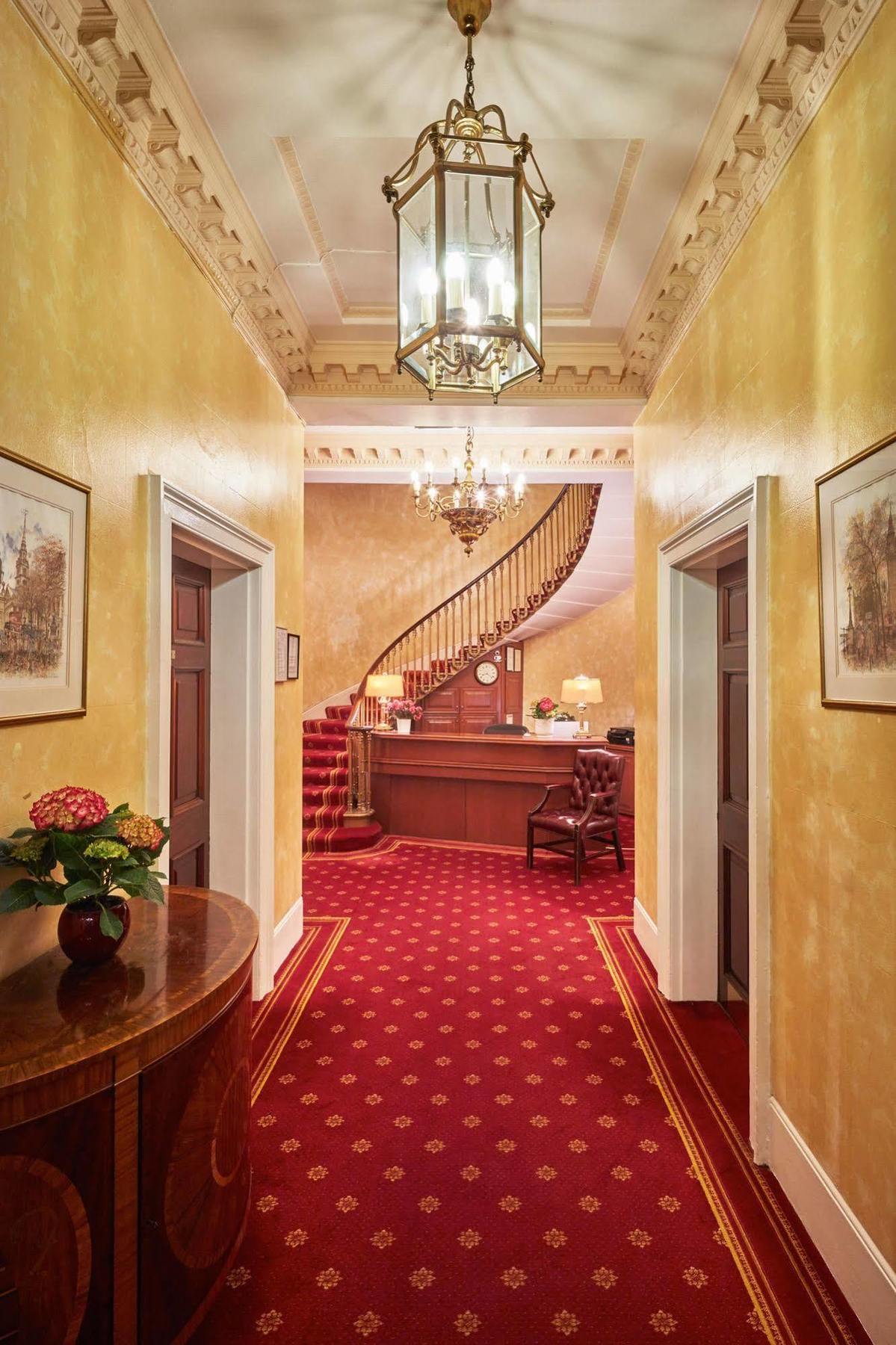 The Diplomat Hotel Londres