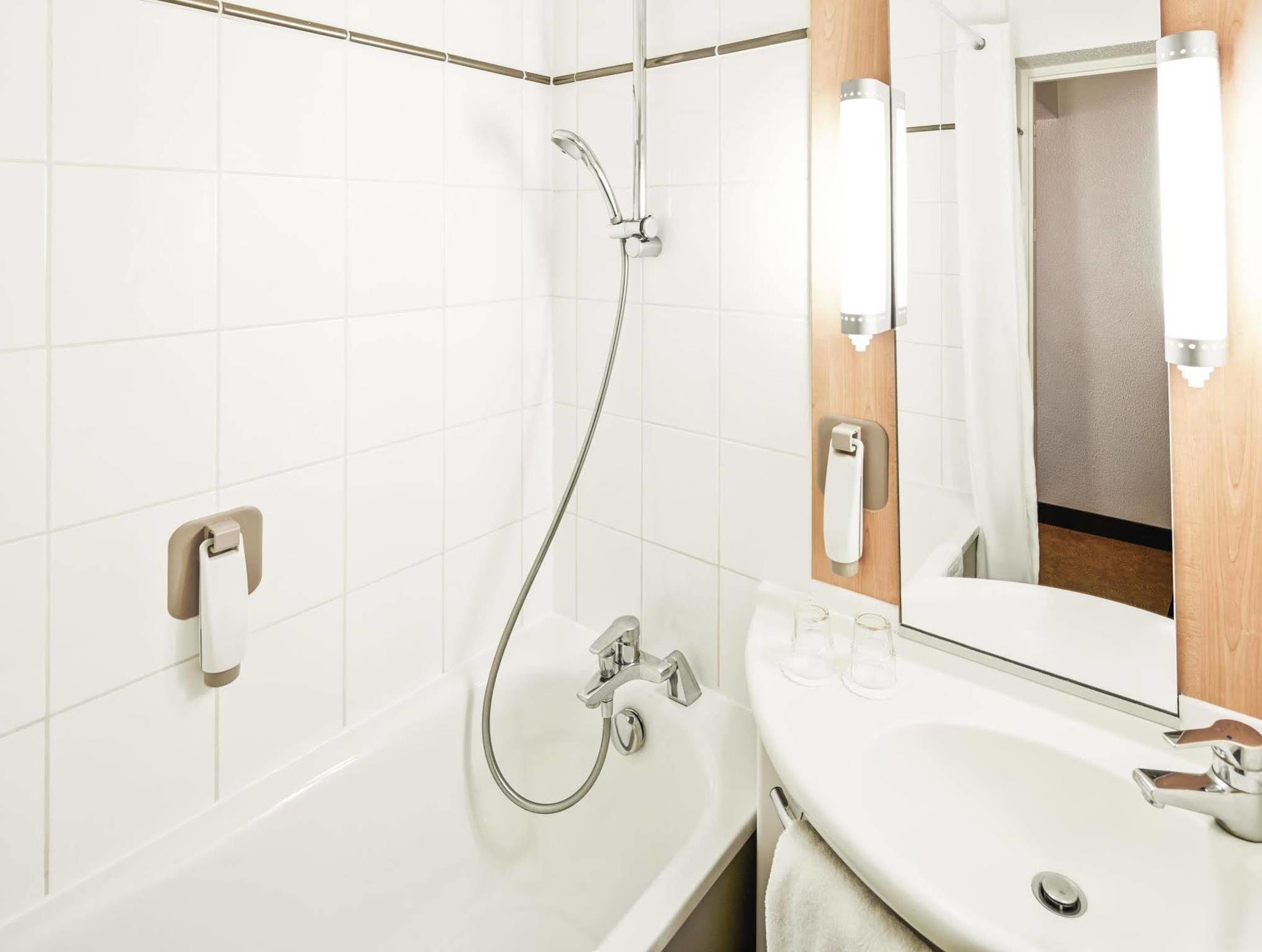 Hotel Ibis Greenwich 3*