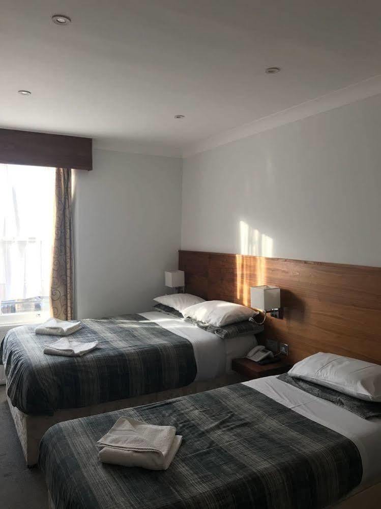 Leisure Hotel