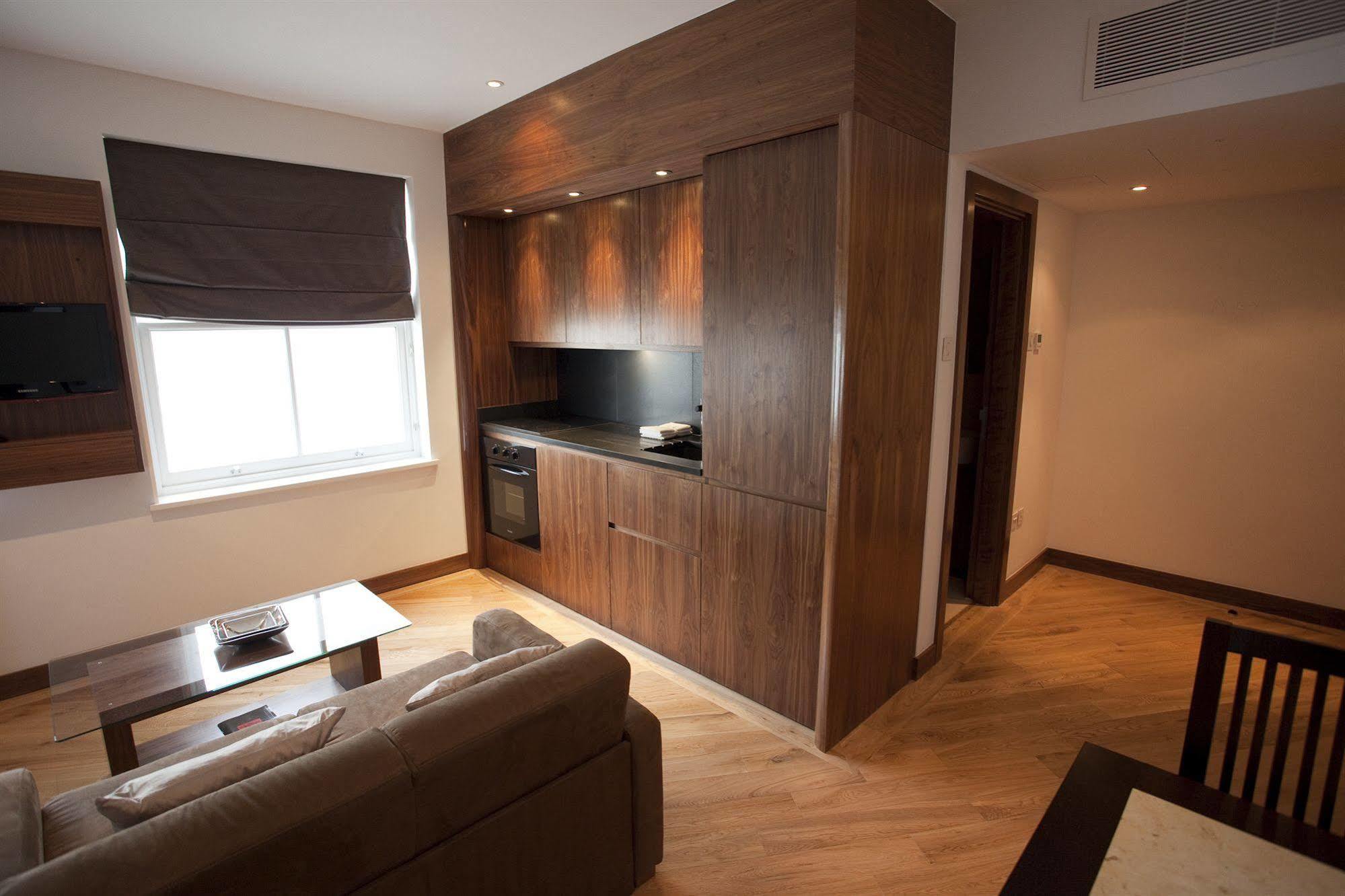 Apartahotel Presidential Kensington 4*