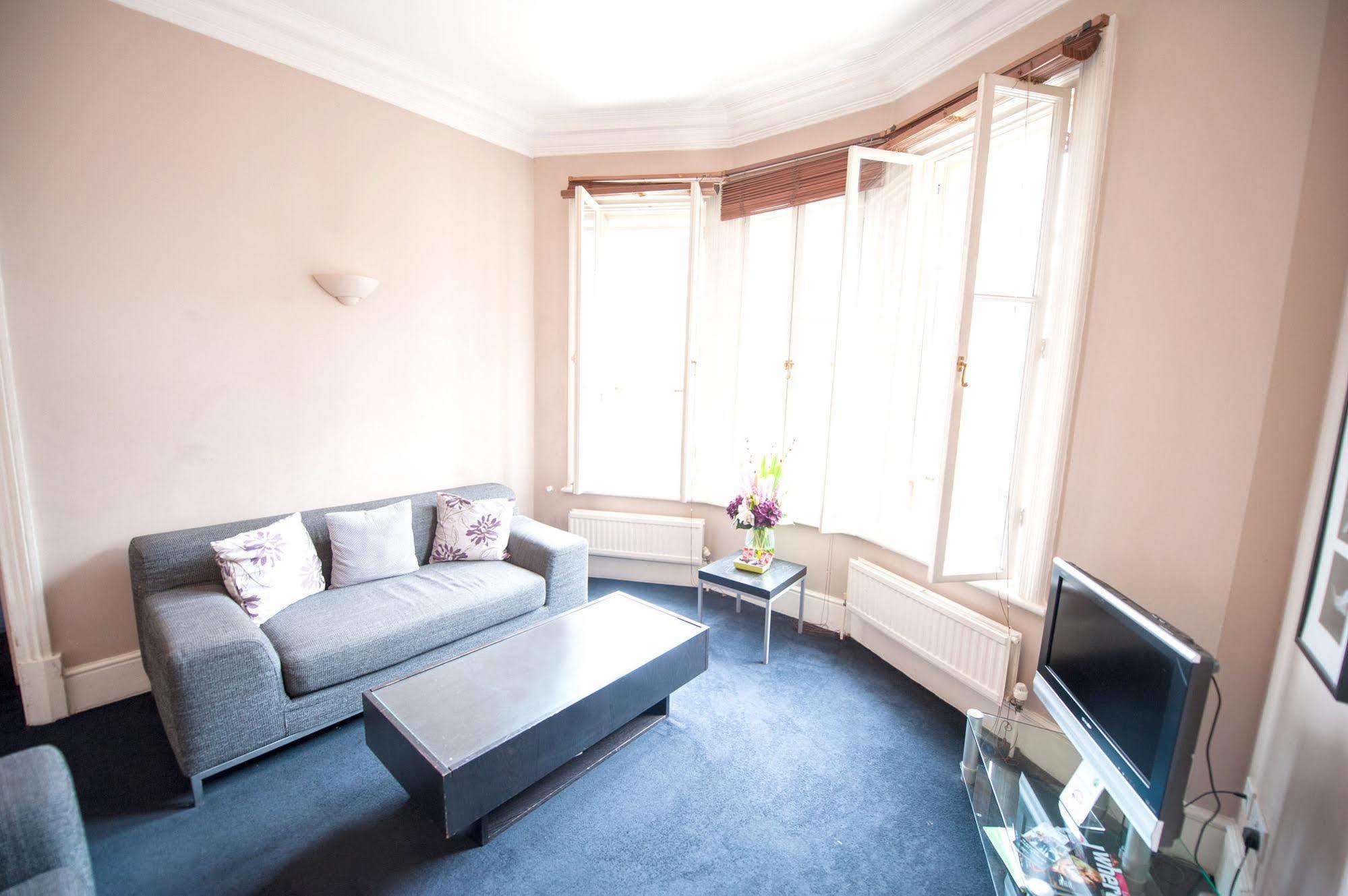Knightsbridge 4*
