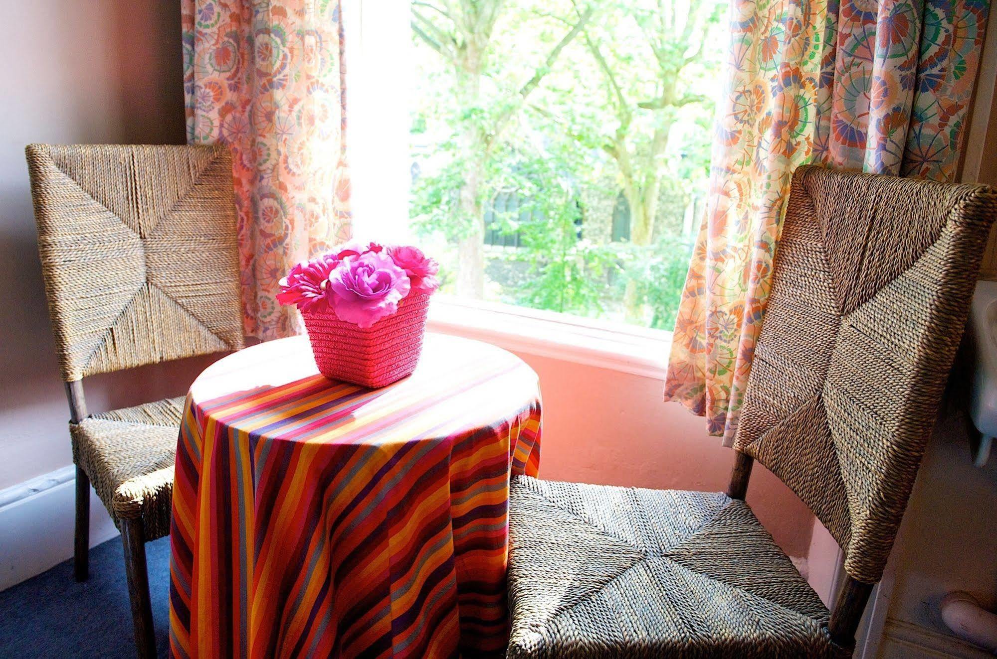 Curzon House Pensión Londres