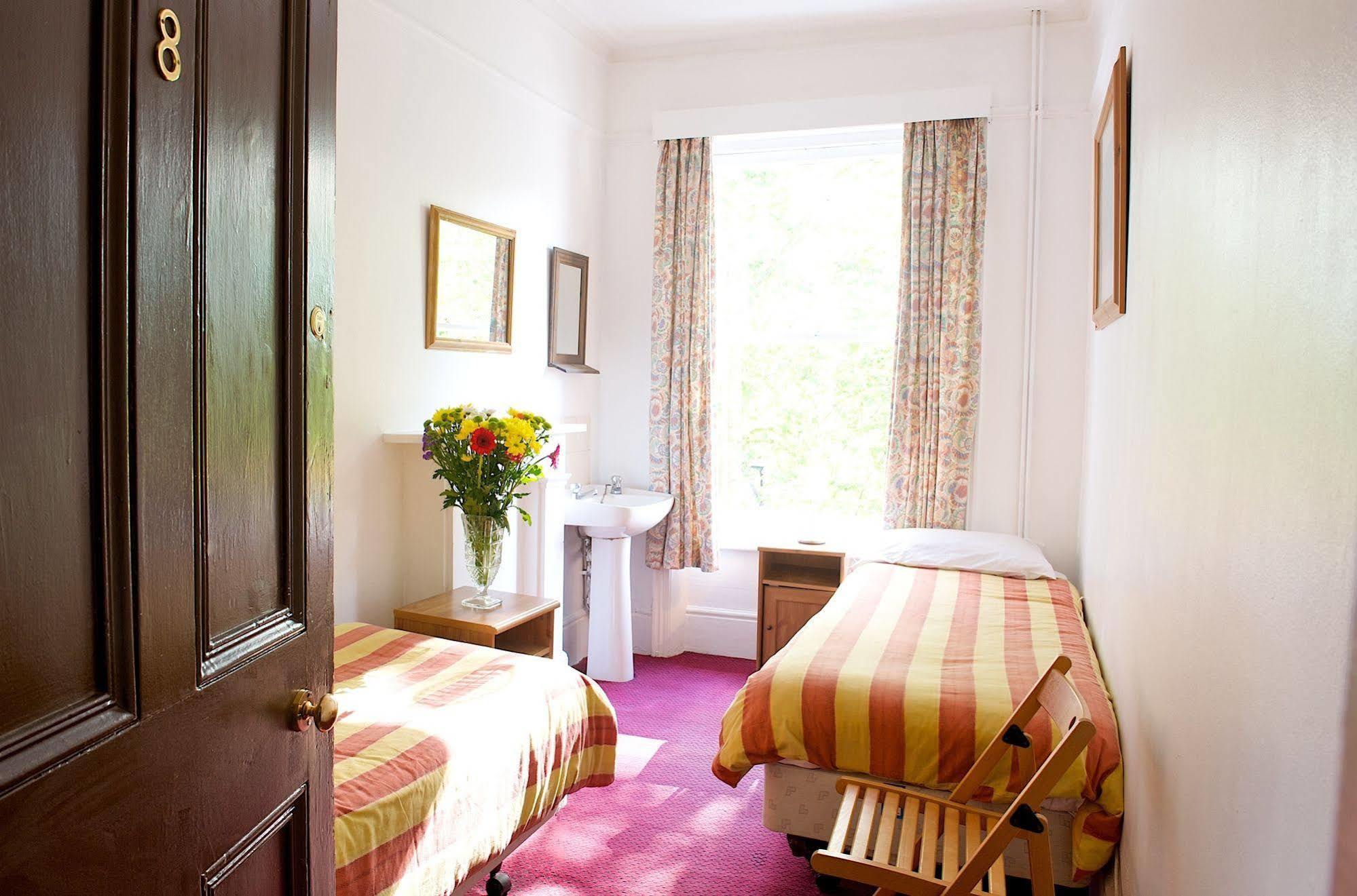 Curzon House 2* Londres