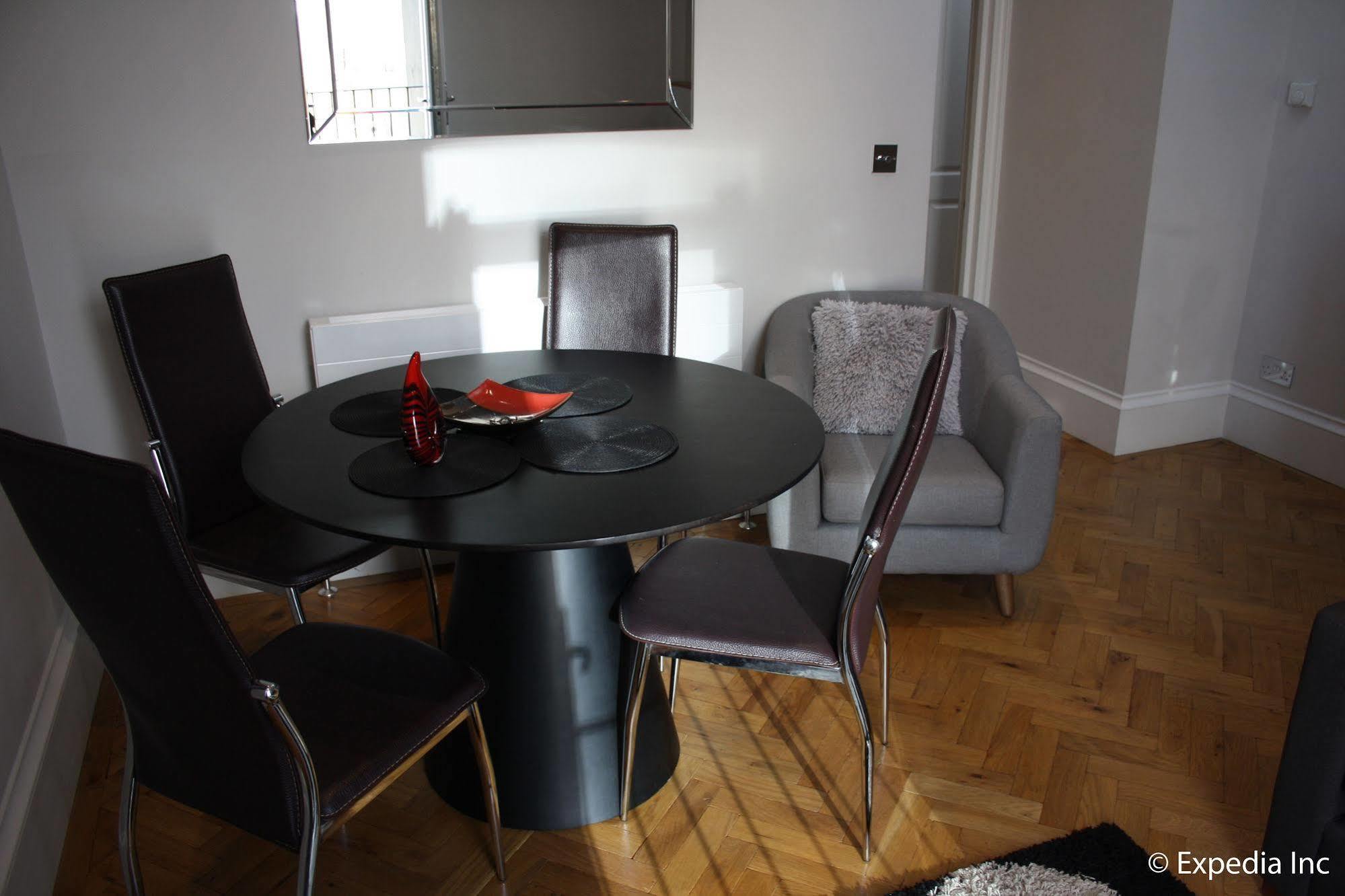 Barons Court Queens Club By Viridian Appartement Londres