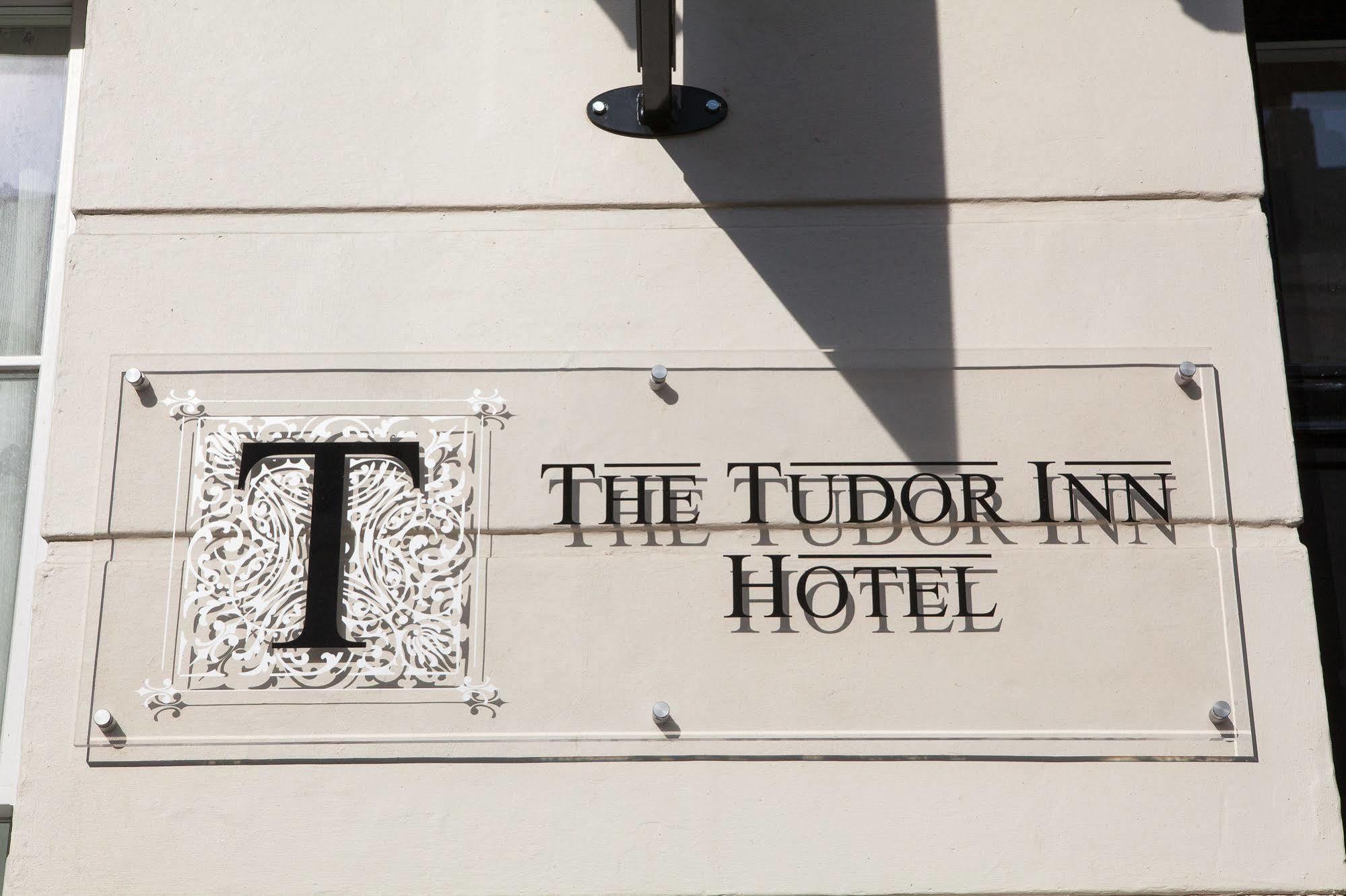 The Tudor Hotel Londres