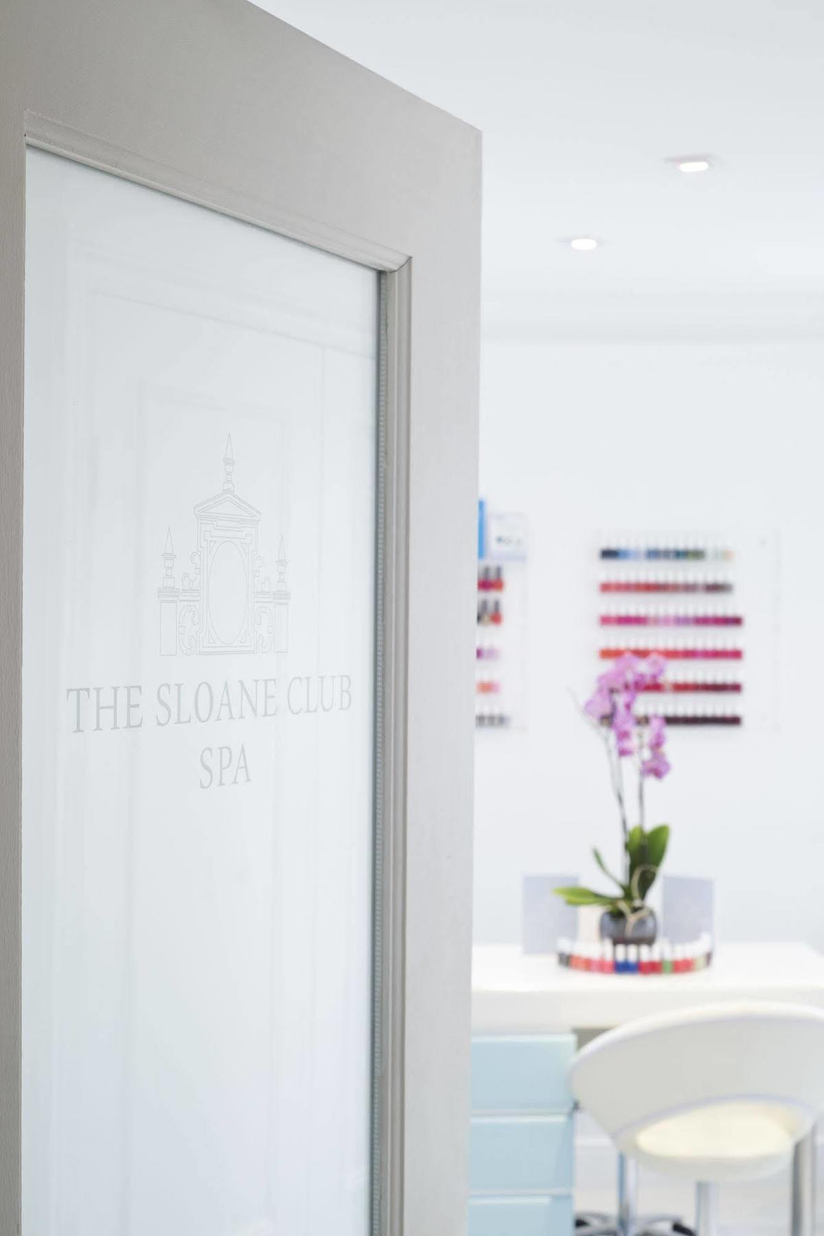 The By The Sloane Club * Londen