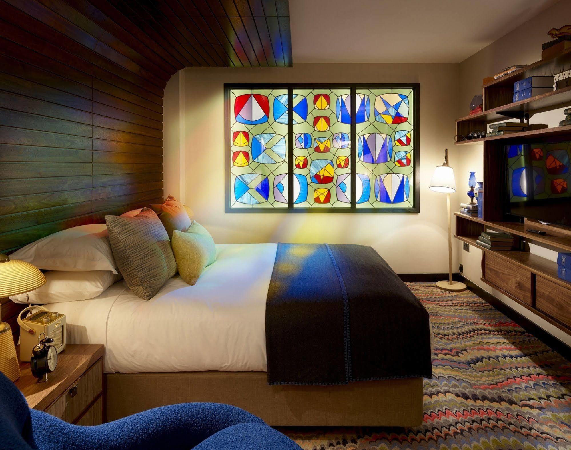 H Club Hotel 4*