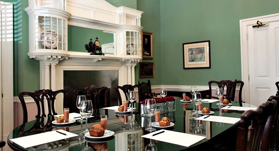 Hotel Roseate House