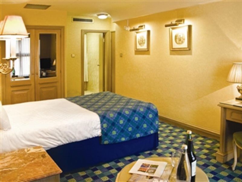 Thistle Westminster 4* Londres