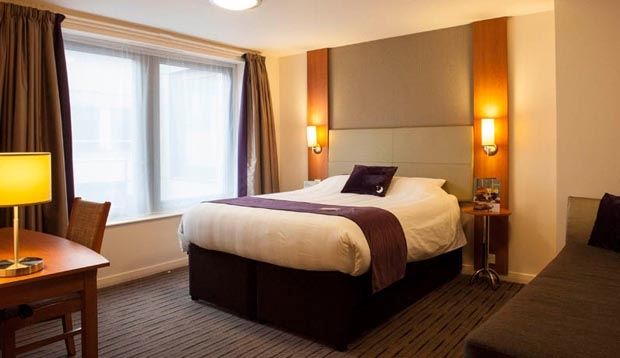 Premier Bank Hotel