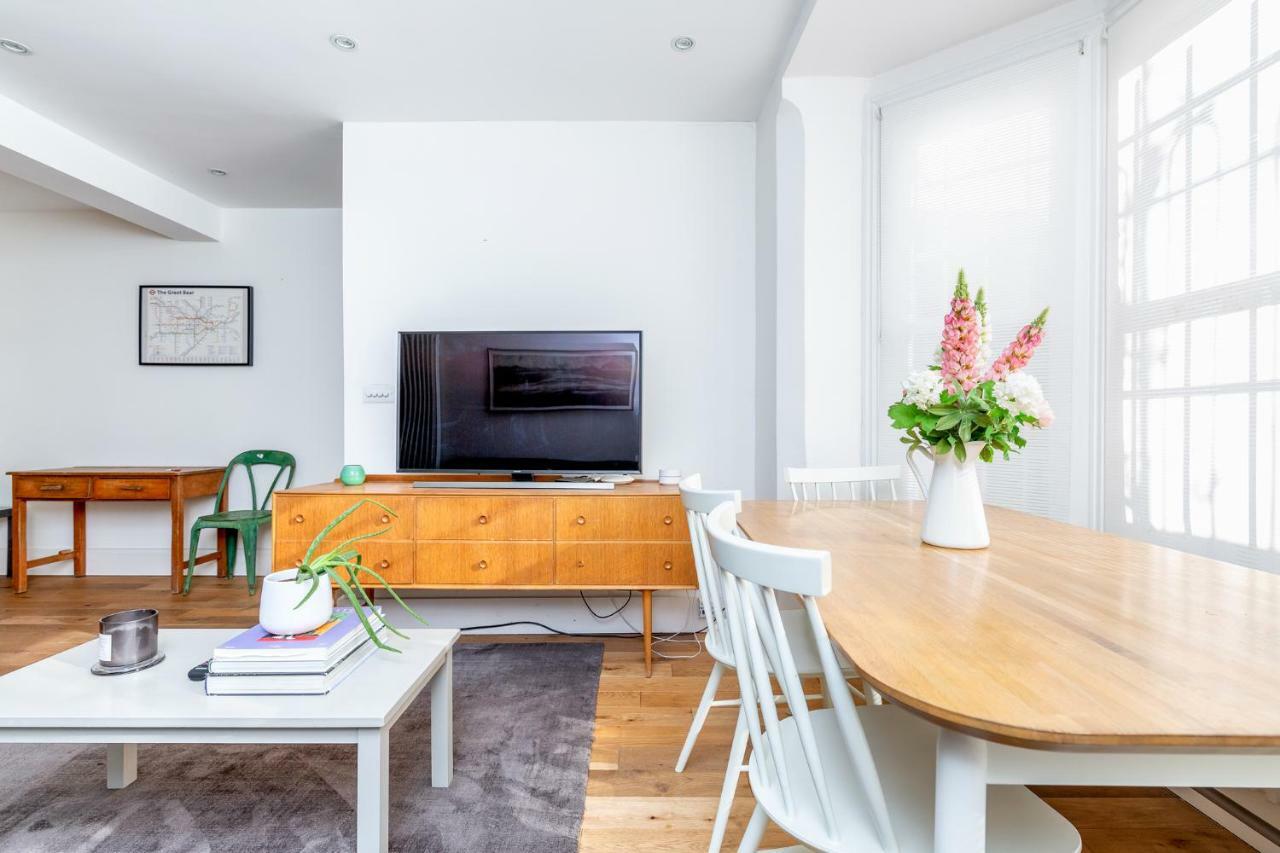 Bonnington Gardens - 1 Bed Open Plan Basement Flat Apartment *