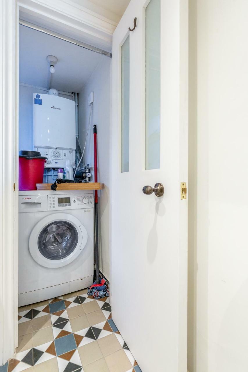 Bonnington Gardens - 1 Bed Open Plan Basement Flat Apartment *