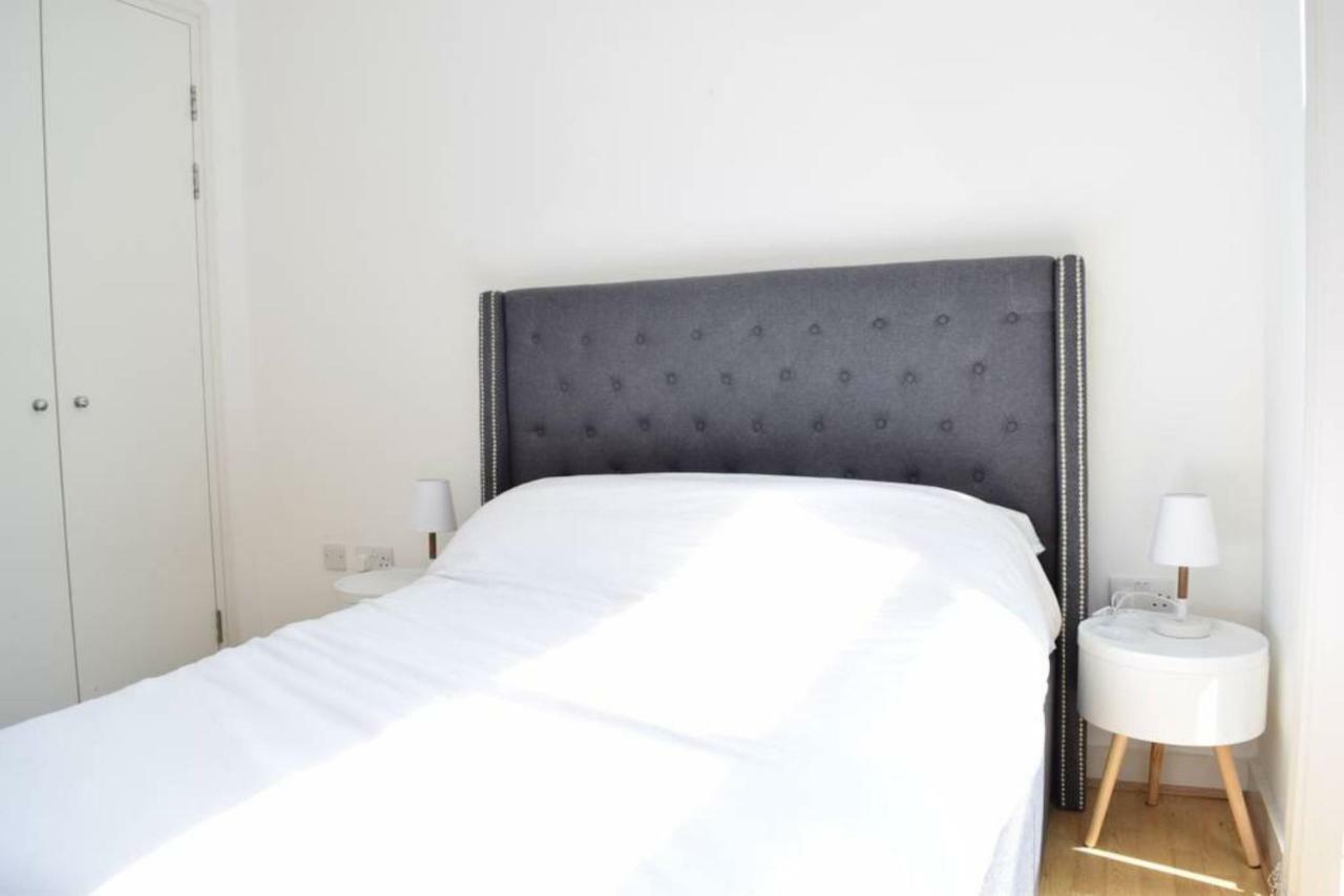 Apartment Modern 1 Bedroom Flat In Canary Wharf