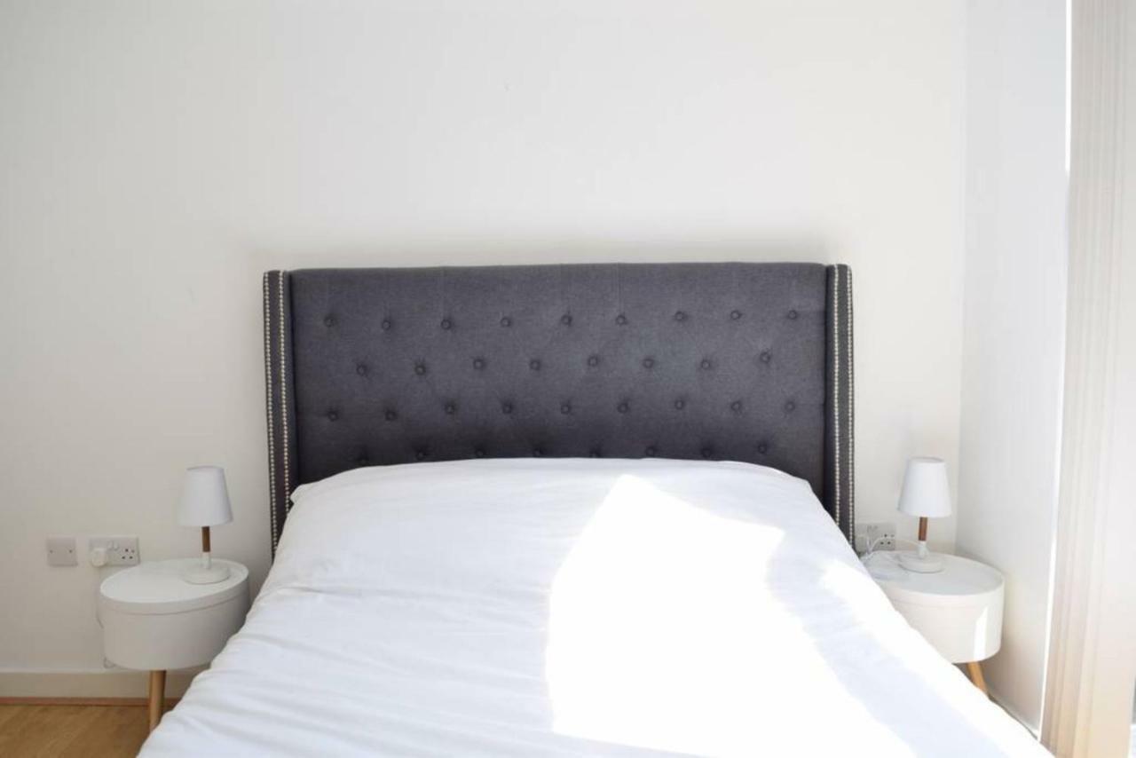 Apartment Modern 1 Bedroom Flat In Canary Wharf