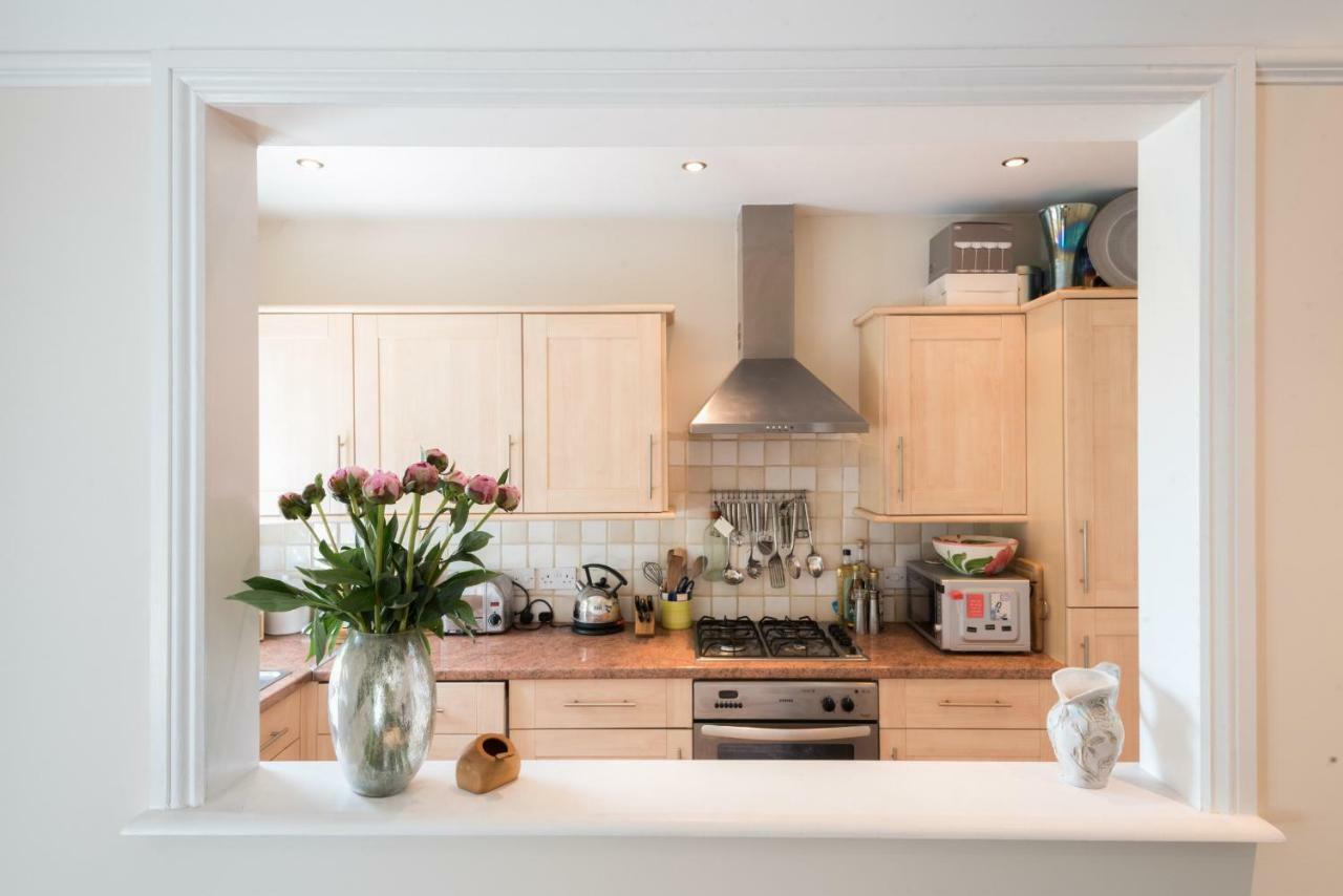 Appartement Traditional Richmond By Twickenham By Underthedoormat Londen