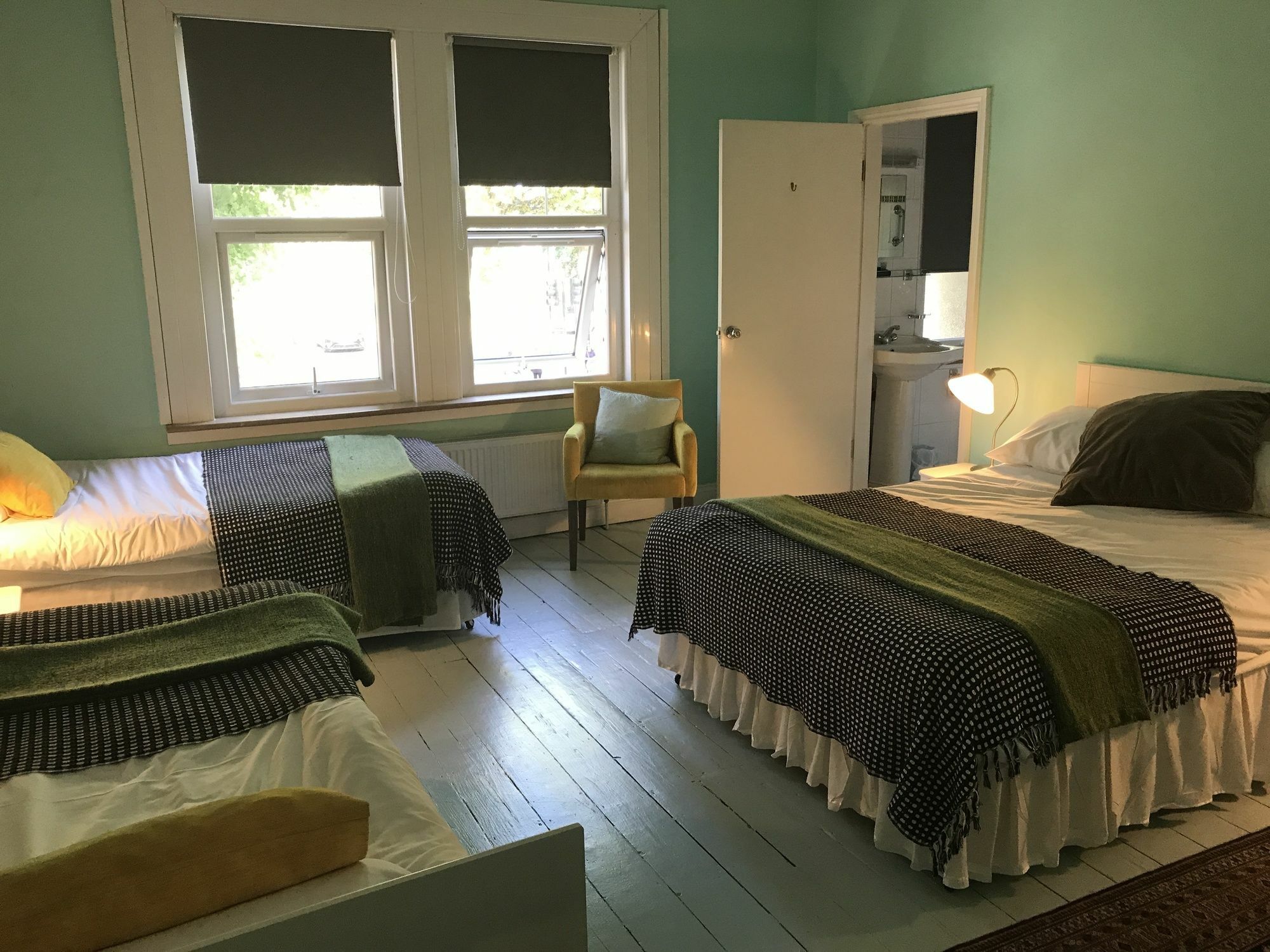 Caspian Gasthof 3*