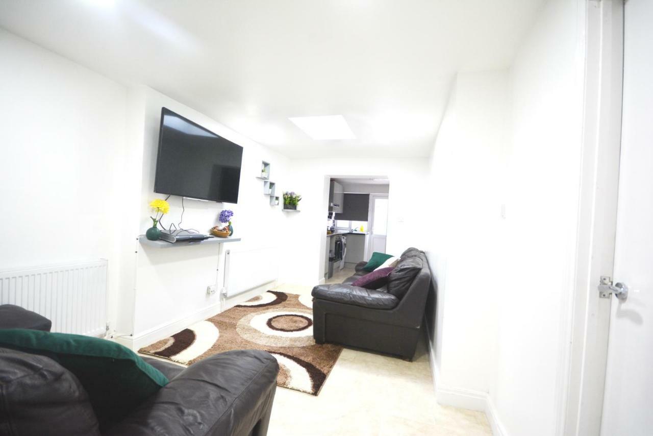 Zone 2 Three Bedroom Apartment