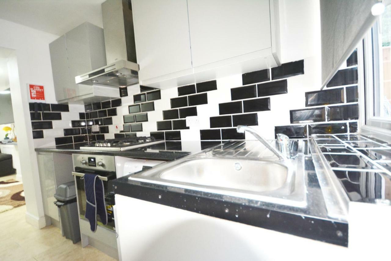 Zone 2 Three Bedroom London