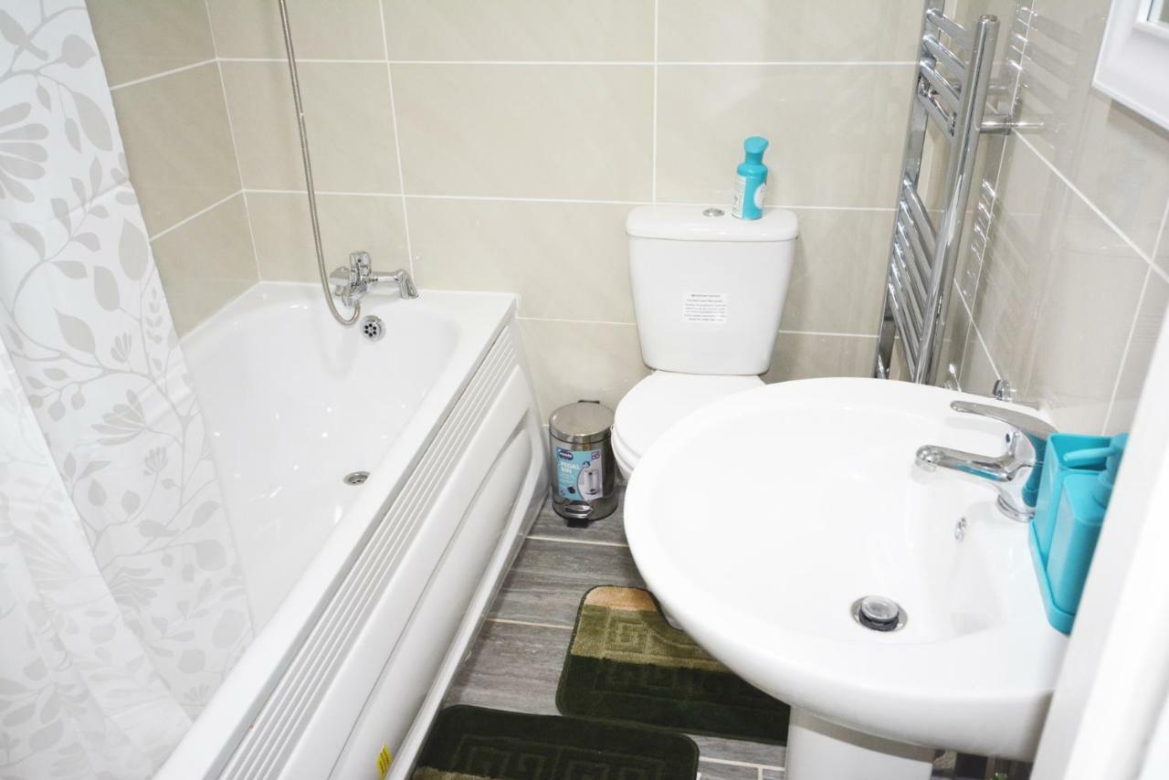 Zone 2 Three Bedroom London