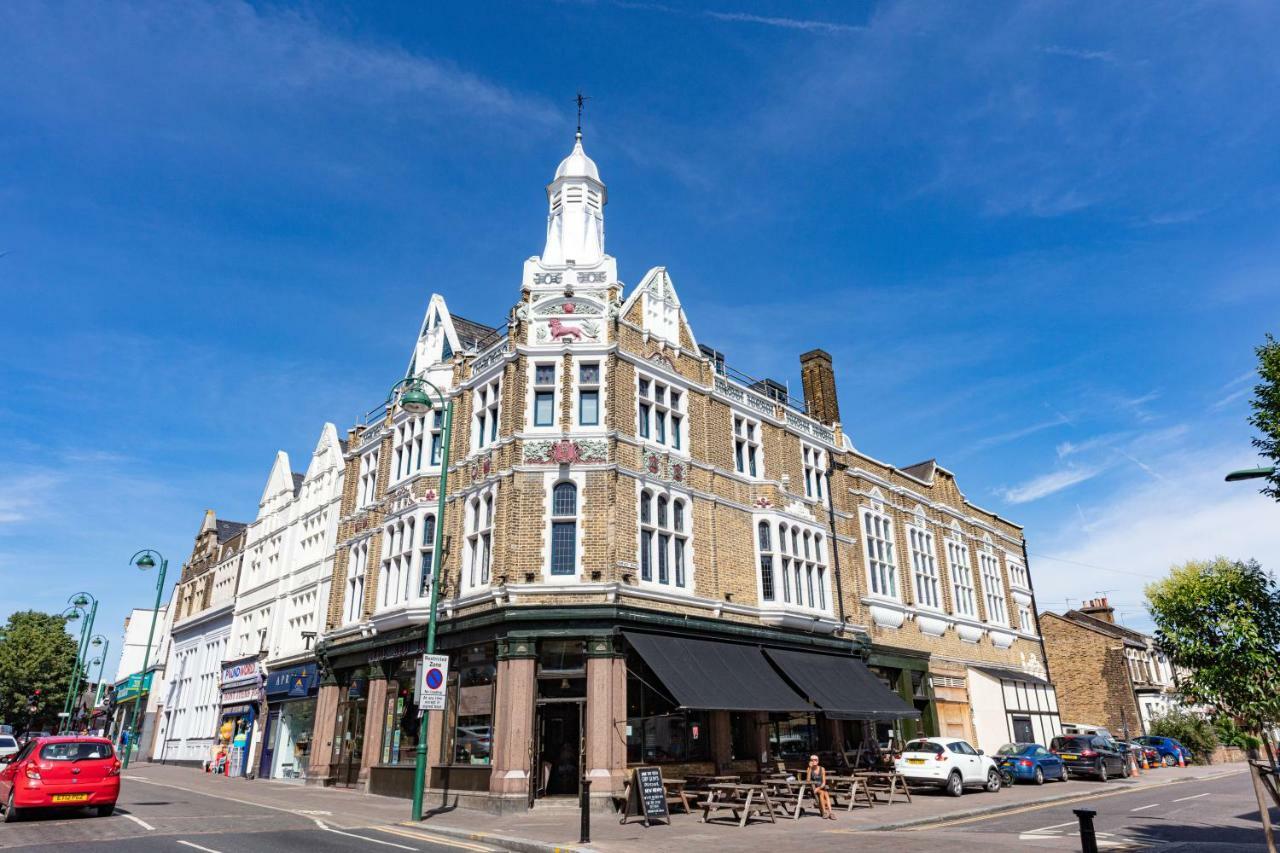 Alojamento de Acomodação e Pequeno-almoço Red Lion Londres