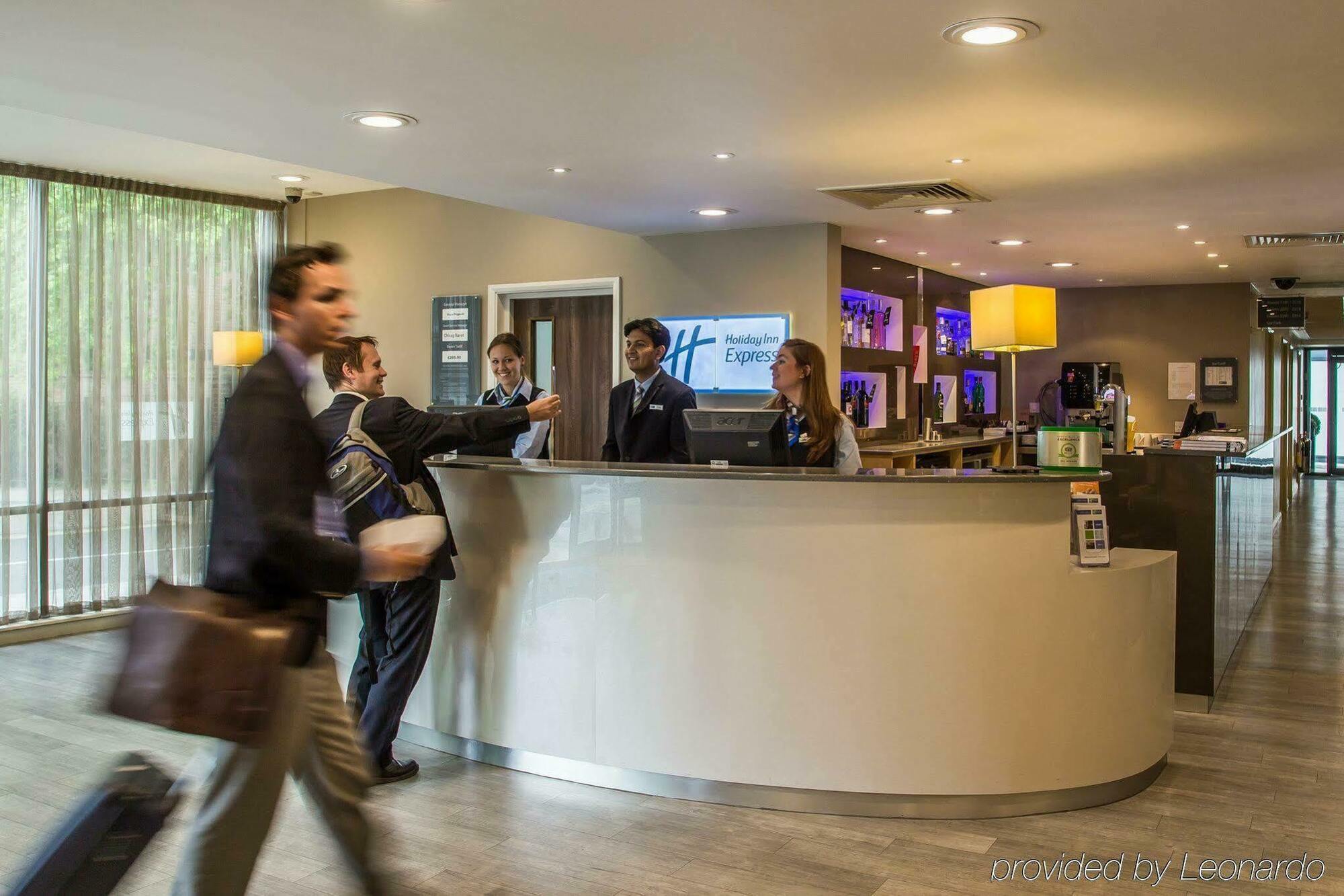 Express Earls Court By Ihg Hotel Londen