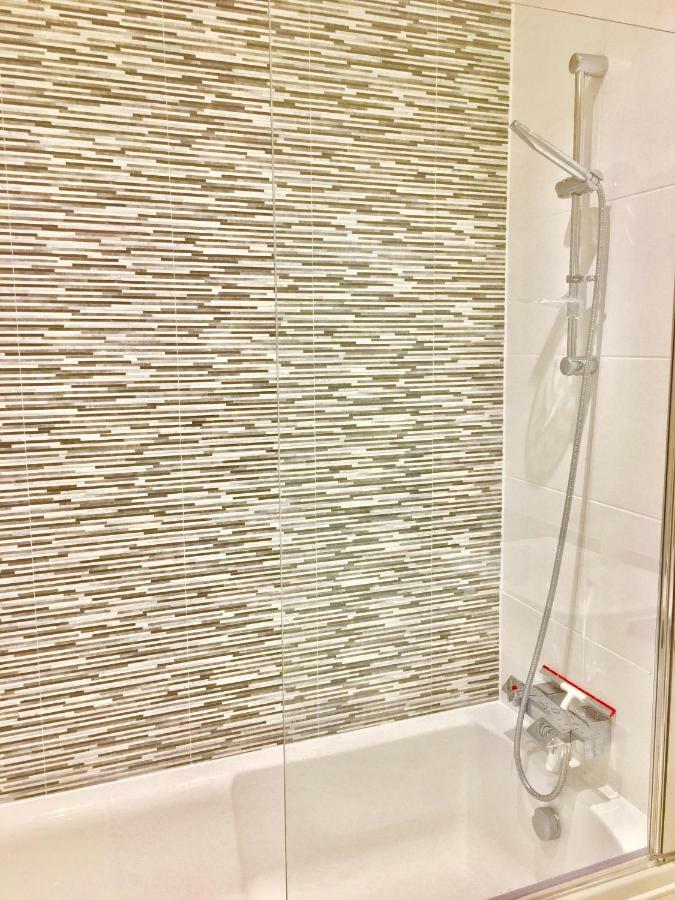2-bedrooms Apartment, Lounge, Balcony Apartamento