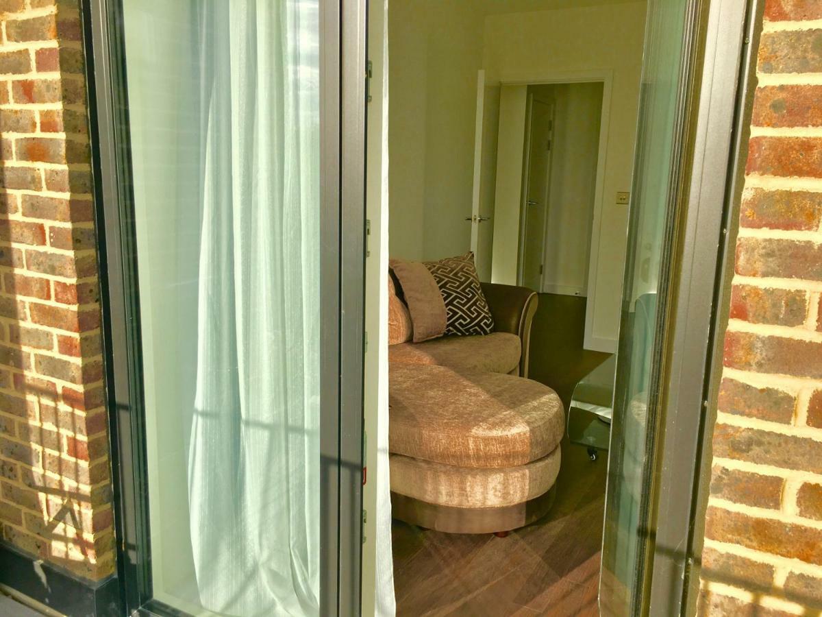 2-bedrooms Apartment, Lounge, Balcony Apartamento
