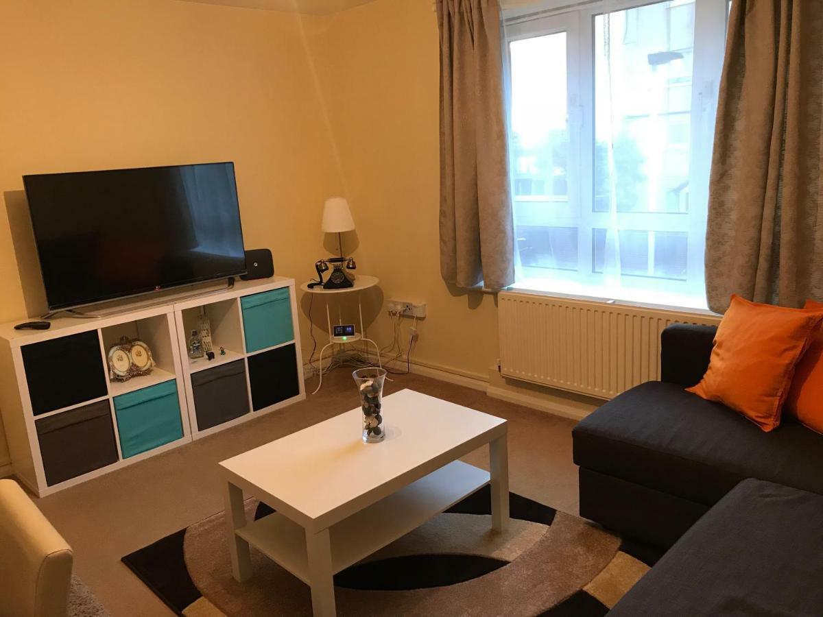Cozy In Stratford From 18 Minutes To Apartamento Londres
