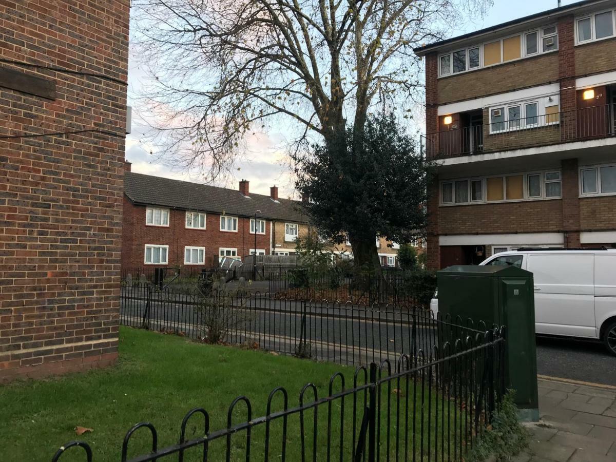 Apartamento Cozy In Stratford From 18 Minutes To *