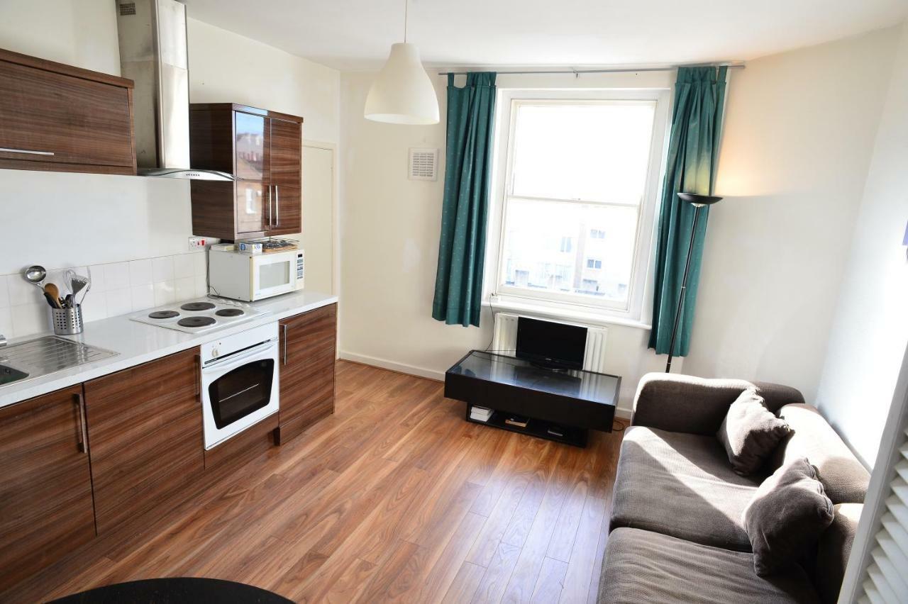 Near Hyde Park Sleeps 4 Apartamento Londres