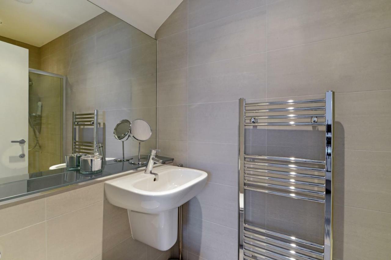 Tower Bridge Lux-townhouse 3*