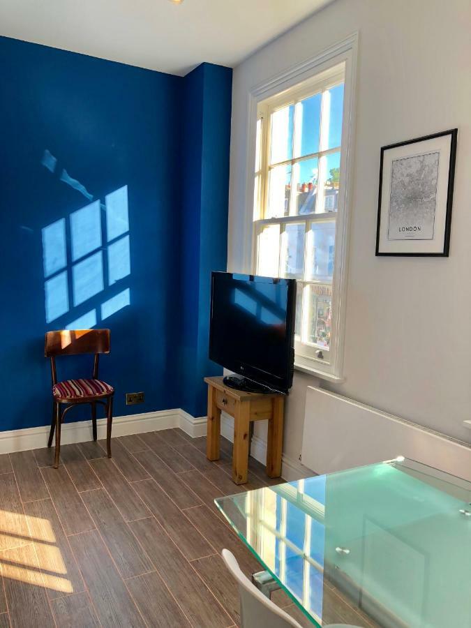 Appartement Stylish Maisonette And In Victoria *