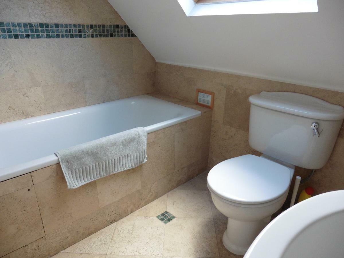 Brookview Pensión 3*